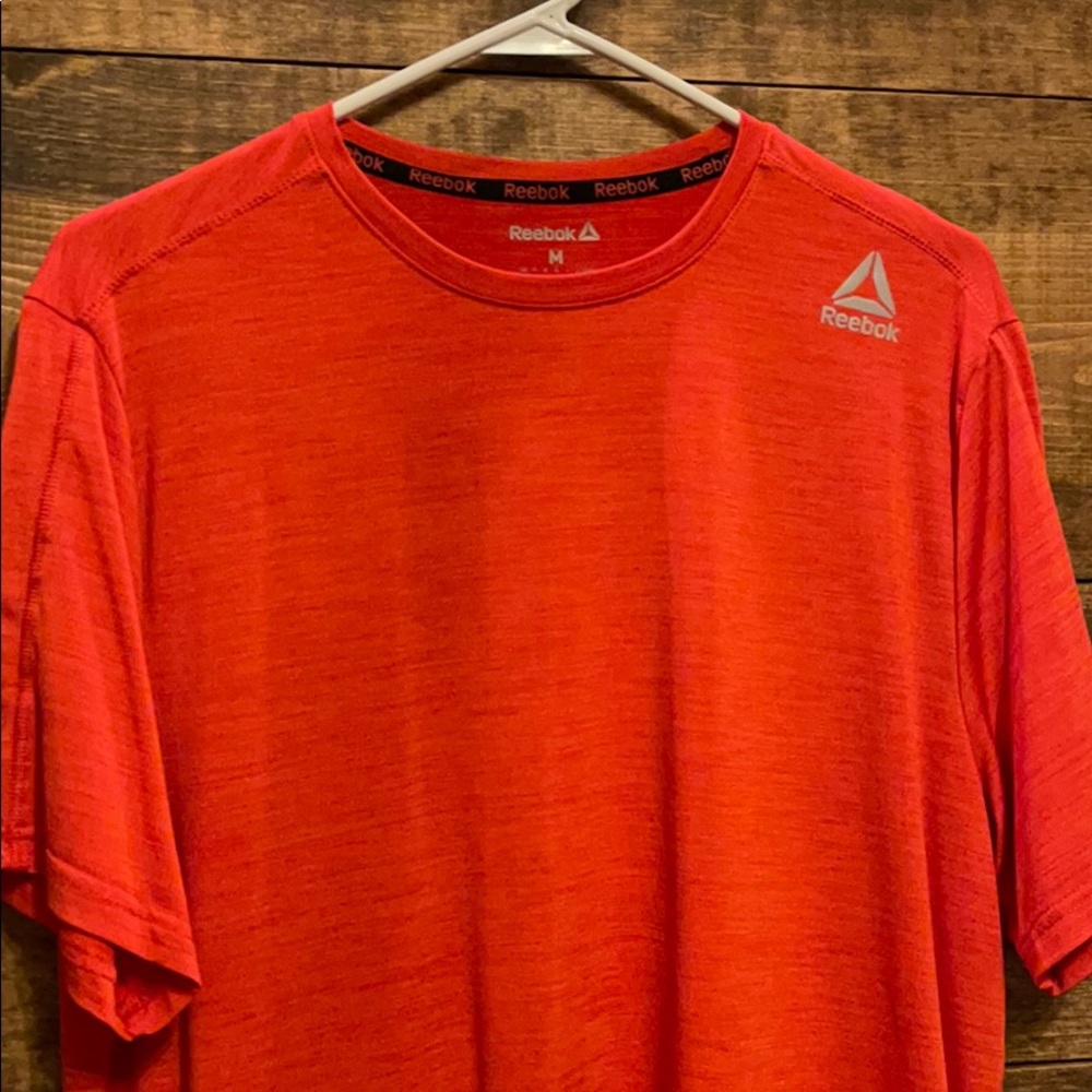 Red Reebok T-shirt - Picture 2 of 2